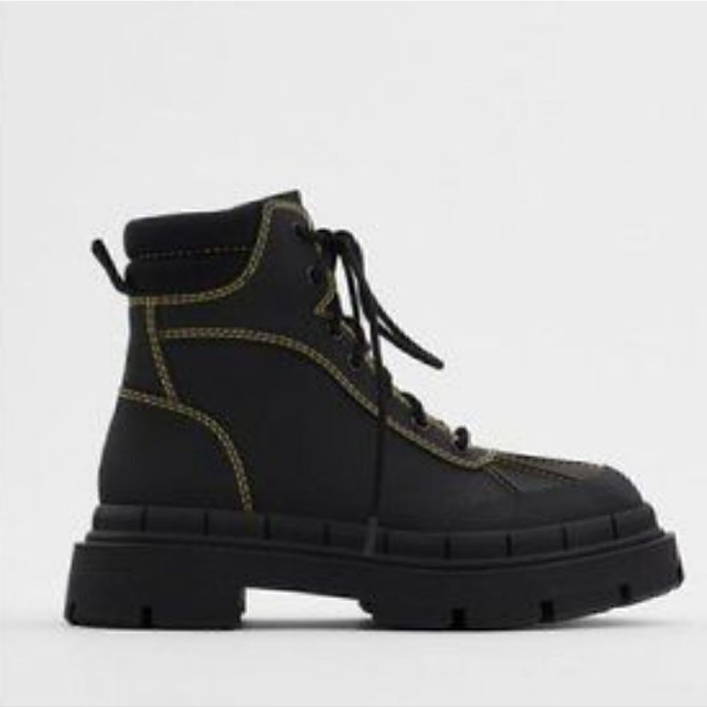 Zara Low Heel Rubberized Ankle Black Boots With Yellow Topstitching Size 7